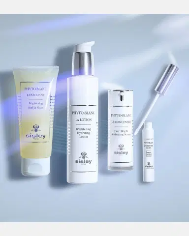 Sisley Paris Phyto-Blanc Brightening Buff & Wash | Thumbnail 5 Sisley Paris Phyto-Blanc Brightening Buff & Wash | Thumbnail 5