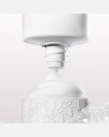 Dior La Mousse OFF/ON Foaming Cleanser, 5 oz. | Thumbnail 3 Dior La Mousse OFF/ON Foaming Cleanser, 5 oz. | Thumbnail 3