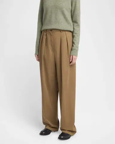 The Row Igor Double-Pleated Wide-Leg Pants | Thumbnail 4 The Row Igor Double-Pleated Wide-Leg Pants | Thumbnail 4