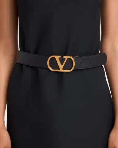 Valentino Garavani VLogo Signature Reversible Leather Belt, 40mm | Thumbnail 2 Valentino Garavani VLogo Signature Reversible Leather Belt, 40mm | Thumbnail 2