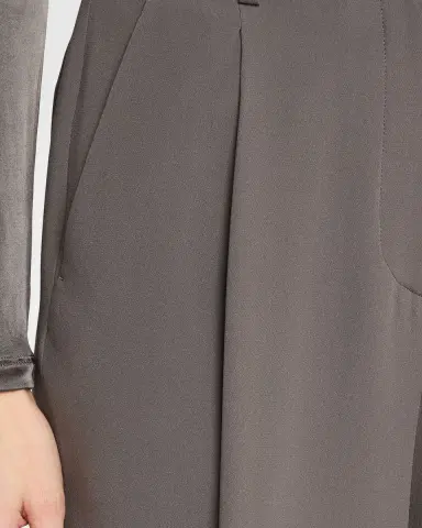 Giorgio Armani Washed Silk Pleated Trousers | Thumbnail 5 Giorgio Armani Washed Silk Pleated Trousers | Thumbnail 5