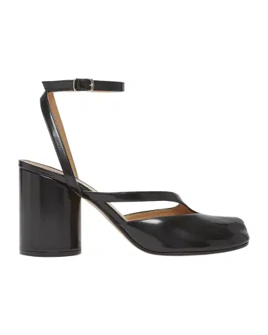 Maison Margiela Tabi Leather Split-Toe Pumps | Thumbnail 1 Maison Margiela Tabi Leather Split-Toe Pumps | Thumbnail 1