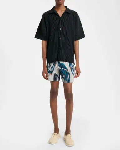 Homme Plissé Issey Miyake Men 's Monthly Colors July Pleated Short-Sleeve Shirt | Thumbnail 2 Homme Plissé Issey Miyake Men 's Monthly Colors July Pleated Short-Sleeve Shirt | Thumbnail 2
