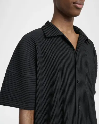 Homme Plissé Issey Miyake Men 's Monthly Colors July Pleated Short-Sleeve Shirt | Thumbnail 5 Homme Plissé Issey Miyake Men 's Monthly Colors July Pleated Short-Sleeve Shirt | Thumbnail 5
