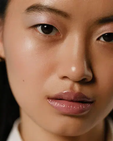 Sisley-Paris Phyto-Levres Perfect Lip Pencil | Thumbnail 2 Sisley-Paris Phyto-Levres Perfect Lip Pencil | Thumbnail 2
