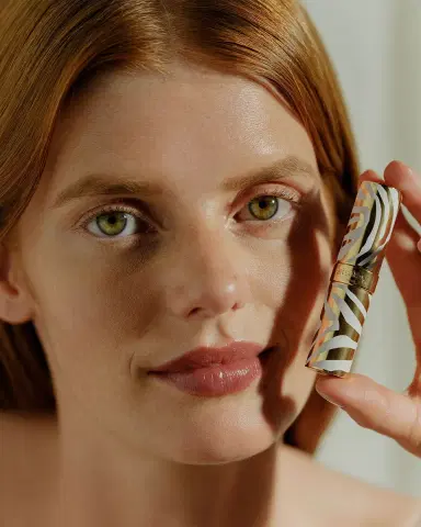 Sisley-Paris Phyto-Rouge Shine Lipstick | Thumbnail 3 Sisley-Paris Phyto-Rouge Shine Lipstick | Thumbnail 3