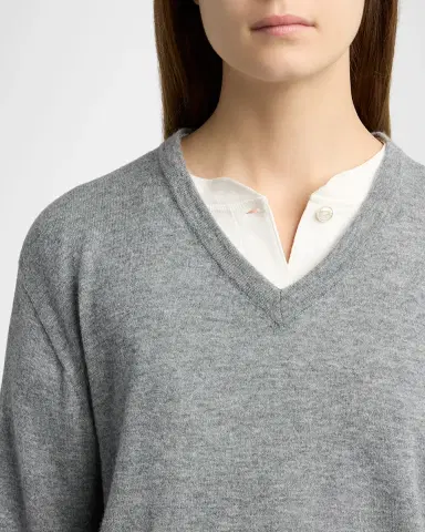 The Row Nian Cashmere V-Neck Sweater | Thumbnail 5 The Row Nian Cashmere V-Neck Sweater | Thumbnail 5