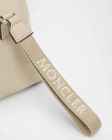 Moncler Trick Pouch Bag with Wrist Strap | Thumbnail 6 Moncler Trick Pouch Bag with Wrist Strap | Thumbnail 6