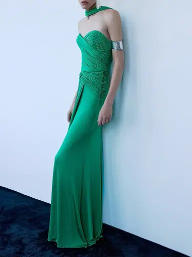 The New Arrivals Ilkyaz Ozel Women's Amanda Sculpted Jersey Column Gown - Malachite | Thumbnail 2 The New Arrivals Ilkyaz Ozel Women's Amanda Sculpted Jersey Column Gown - Malachite | Thumbnail 2