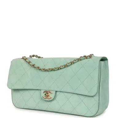 Chanel Chanel Maxi "Souplissimo" Small Flap Bag Green Beige Suede Gold Hardware | Thumbnail 5 Chanel Chanel Maxi "Souplissimo" Small Flap Bag Green Beige Suede Gold Hardware | Thumbnail 5