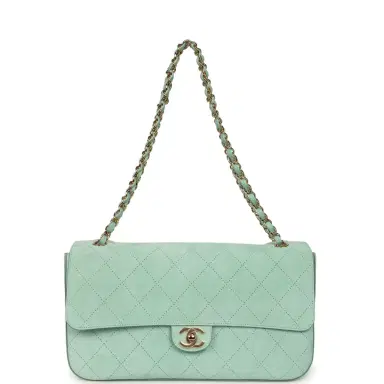 Chanel Chanel Maxi "Souplissimo" Small Flap Bag Green Beige Suede Gold Hardware | Thumbnail 7 Chanel Chanel Maxi "Souplissimo" Small Flap Bag Green Beige Suede Gold Hardware | Thumbnail 7