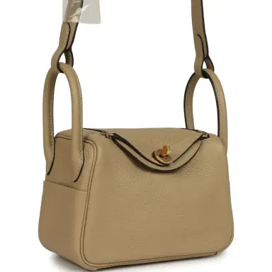 HERMÈS Hermes Mini Lindy II Trench Verso Clemence Gold Hardware | Thumbnail 2 HERMÈS Hermes Mini Lindy II Trench Verso Clemence Gold Hardware | Thumbnail 2