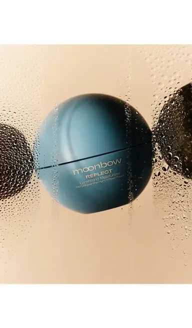 Moonbow Reflect Luminizing Moisturizer | Thumbnail 2 Moonbow Reflect Luminizing Moisturizer | Thumbnail 2