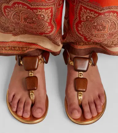 Gianvito Rossi Munduk embellished leather thong sandals | Thumbnail 5 Gianvito Rossi Munduk embellished leather thong sandals | Thumbnail 5