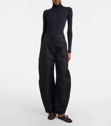 Alaïa Alaïa Fishnet leather-trimmed mules | Thumbnail 5 Alaïa Alaïa Fishnet leather-trimmed mules | Thumbnail 5