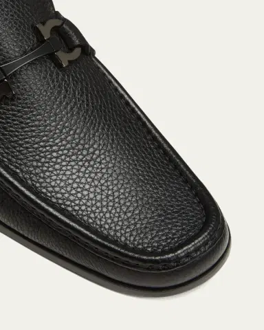 Ferragamo Men's Grandioso Grained Calfskin Gancini Loafer | Thumbnail 5 Ferragamo Men's Grandioso Grained Calfskin Gancini Loafer | Thumbnail 5