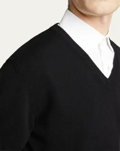 Bergdorf Goodman Men's Classic 12GG Cashmere V-Neck Sweater | Thumbnail 5 Bergdorf Goodman Men's Classic 12GG Cashmere V-Neck Sweater | Thumbnail 5