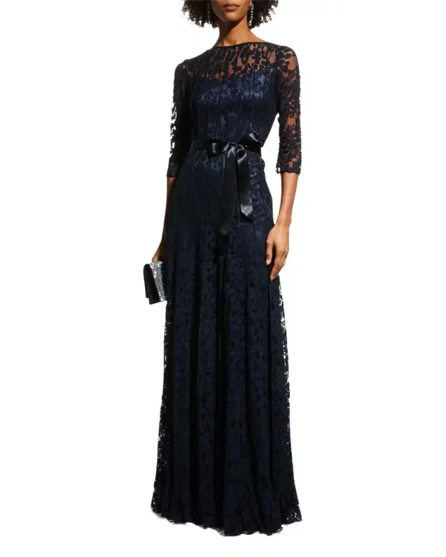 3/4-Sleeve Lace Overlay Gown 3/4-Sleeve Lace Overlay Gown