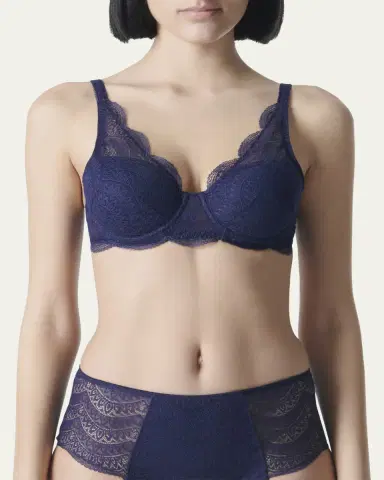 Simone Pérèle Karma 3D Molded Bra with Triangle Lace | Thumbnail 4 Simone Pérèle Karma 3D Molded Bra with Triangle Lace | Thumbnail 4