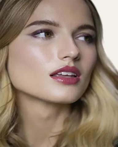 Sisley-Paris Phyto-Rouge Shine Lipstick | Thumbnail 4 Sisley-Paris Phyto-Rouge Shine Lipstick | Thumbnail 4