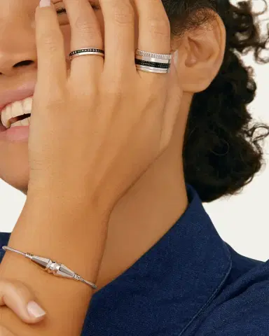 Boucheron Quatre 18K White Gold Follies Band Ring | Thumbnail 2 Boucheron Quatre 18K White Gold Follies Band Ring | Thumbnail 2