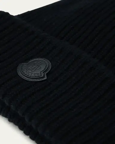 Moncler Men's Cashmere Rib Leather-Logo Beanie Hat | Thumbnail 2 Moncler Men's Cashmere Rib Leather-Logo Beanie Hat | Thumbnail 2
