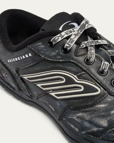 Balenciaga Men's Hamptons Calfskin Low-Top Sneakers | Thumbnail 5 Balenciaga Men's Hamptons Calfskin Low-Top Sneakers | Thumbnail 5