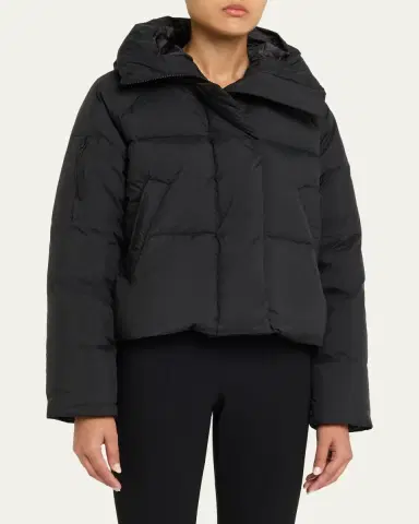 Canada Goose Chilliwack Down Hooded Puffer Jacket | Thumbnail 4 Canada Goose Chilliwack Down Hooded Puffer Jacket | Thumbnail 4