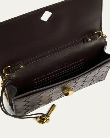 Bottega Veneta Andiamo Leather Chain Pouch Bag | Thumbnail 4 Bottega Veneta Andiamo Leather Chain Pouch Bag | Thumbnail 4