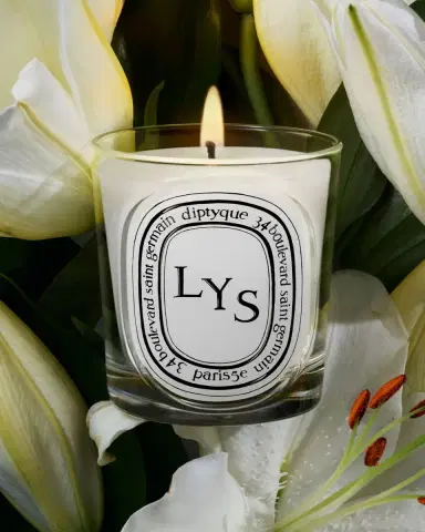 Diptyque Lys (Lily) Classic Candle, 6.7 oz. | Thumbnail 3 Diptyque Lys (Lily) Classic Candle, 6.7 oz. | Thumbnail 3