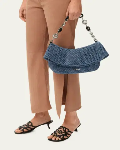 Loewe x Paula's Ibiza Ola Medium Bag in Denim-Effect Raffia | Thumbnail 2 Loewe x Paula's Ibiza Ola Medium Bag in Denim-Effect Raffia | Thumbnail 2