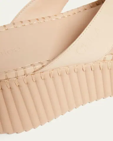 Chloé Nama Platform Leather Thong Sandals | Thumbnail 3 Chloé Nama Platform Leather Thong Sandals | Thumbnail 3