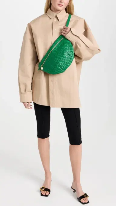 Clare V. Clare V. Grande Fanny Pack Grass Woven Checker One Size | Thumbnail 3 Clare V. Clare V. Grande Fanny Pack Grass Woven Checker One Size | Thumbnail 3
