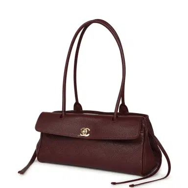 Chanel Chanel Small "Urban Essential" East West Shopping Tote Dark Burgundy Caviar Gold Hardware | Thumbnail 5 Chanel Chanel Small "Urban Essential" East West Shopping Tote Dark Burgundy Caviar Gold Hardware | Thumbnail 5