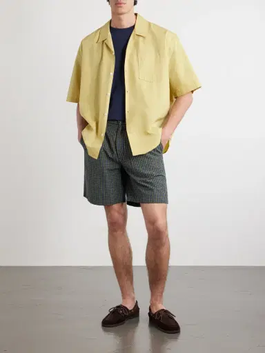 Noah Straight-Leg Pleated Checked Cotton and Linen-Blend Seersucker Shorts - Men | Thumbnail 2 Noah Straight-Leg Pleated Checked Cotton and Linen-Blend Seersucker Shorts - Men | Thumbnail 2