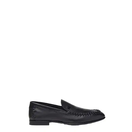 Classic loafers distinguished by a slim shape, decorated Classic loafers distinguished by a slim shape, decorated