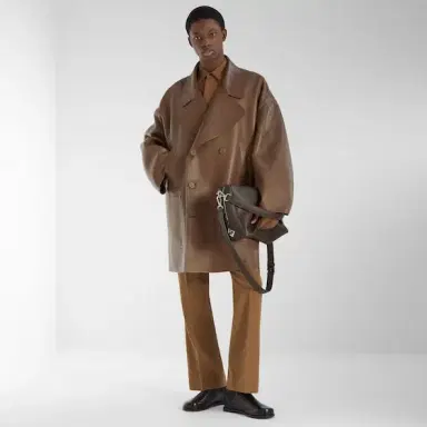 Fendi Large Lui bag with a soft design, made of dark brown | Thumbnail 8 Fendi Large Lui bag with a soft design, made of dark brown | Thumbnail 8