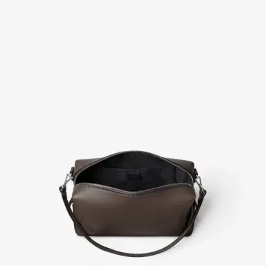 Fendi Medium Lui bag with a soft design, made of chocolate | Thumbnail 5 Fendi Medium Lui bag with a soft design, made of chocolate | Thumbnail 5