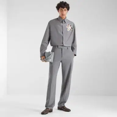 Fendi Medium Lui bag with a soft design, made of light grey | Thumbnail 7 Fendi Medium Lui bag with a soft design, made of light grey | Thumbnail 7
