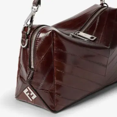 Fendi Medium Lui bag with a soft design, made of luxurious | Thumbnail 6 Fendi Medium Lui bag with a soft design, made of luxurious | Thumbnail 6