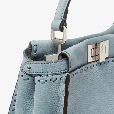Fendi Small, iconic Peekaboo bag made with 220 hand-sewn, macro | Thumbnail 6 Fendi Small, iconic Peekaboo bag made with 220 hand-sewn, macro | Thumbnail 6