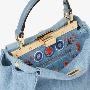 Fendi Iconic small Peekaboo bag, the epitome | Thumbnail 6 Fendi Iconic small Peekaboo bag, the epitome | Thumbnail 6