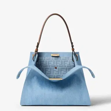 Fendi Medium Way bag, presented at the Spring Summer 2026 | Thumbnail 2 Fendi Medium Way bag, presented at the Spring Summer 2026 | Thumbnail 2