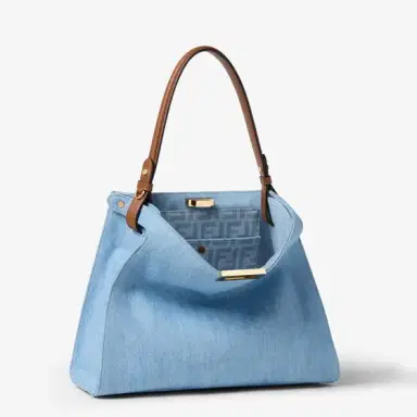 Fendi Medium Way bag, presented at the Spring Summer 2026 | Thumbnail 3 Fendi Medium Way bag, presented at the Spring Summer 2026 | Thumbnail 3