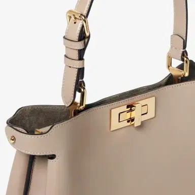 Fendi Peekaboo Soft Medium | Thumbnail 7 Fendi Peekaboo Soft Medium | Thumbnail 7