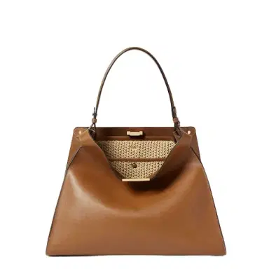 Fendi Medium Way bag, presented at the Spring Summer 2026 | Thumbnail 1 Fendi Medium Way bag, presented at the Spring Summer 2026 | Thumbnail 1
