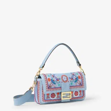 Fendi Iconic medium Baguette® bag, created in 1997, which went | Thumbnail 2 Fendi Iconic medium Baguette® bag, created in 1997, which went | Thumbnail 2