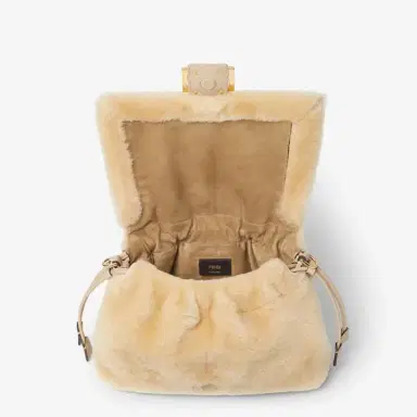 Fendi Mamma Baguette Medium | Thumbnail 6 Fendi Mamma Baguette Medium | Thumbnail 6