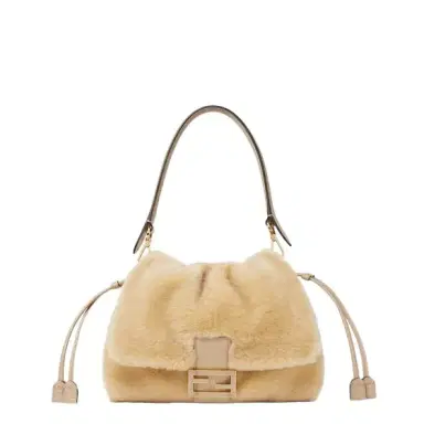 Fendi Mamma Baguette Medium | Thumbnail 1 Fendi Mamma Baguette Medium | Thumbnail 1