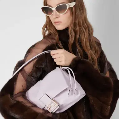 Fendi Baguette Soft Medium | Thumbnail 2 Fendi Baguette Soft Medium | Thumbnail 2